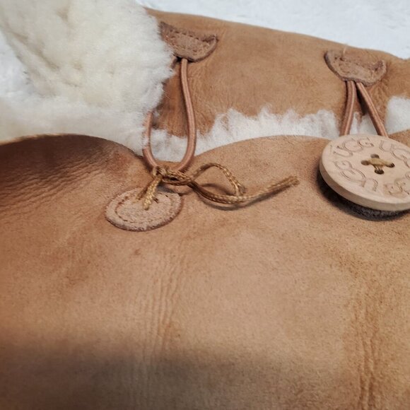Ugg Tan Chestnut Sheepskin Bailey Boho Button Triplet Tall Boot High Boot SZ 8 - Picture 12 of 16